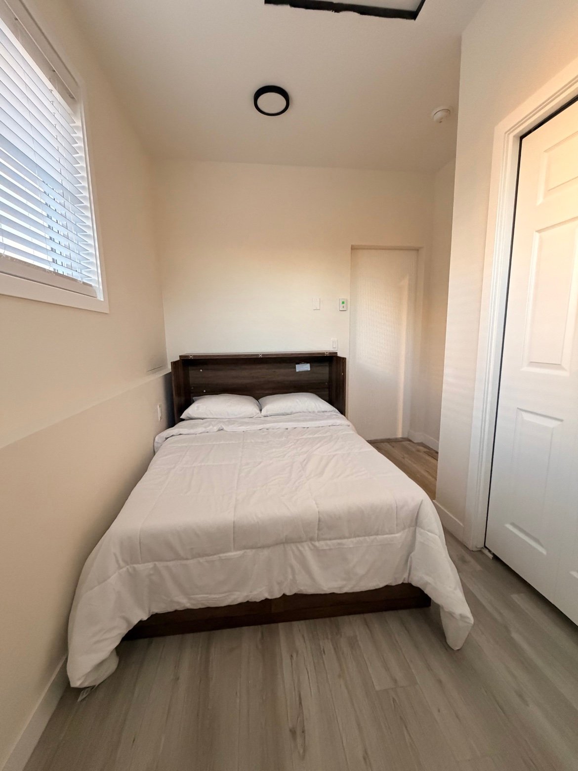 Queen cabinet bed made up